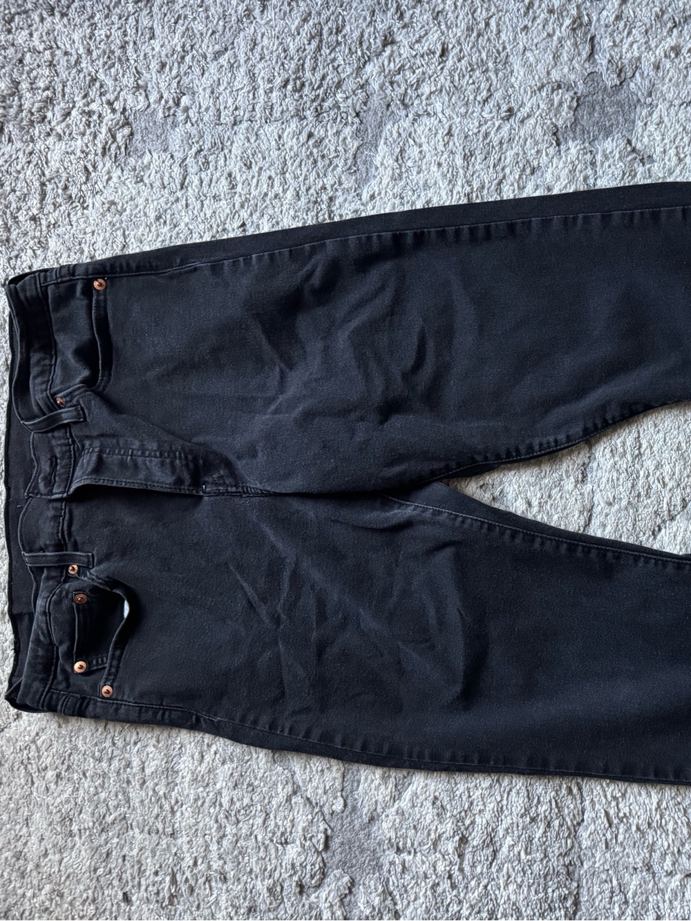Levi's Women's Black High-Rise Straight Jeans